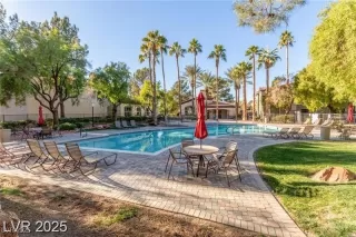 Photo #1: 2738255 Listing 