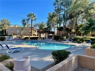 Photo #1: 2738261 Listing