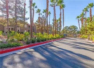 Photo #1: 2738270 Listing 