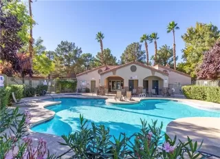 Photo #2: 2738270 Listing 