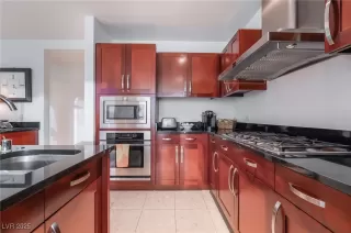 Photo #6: 2738330 Listing