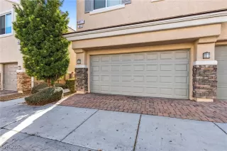 Photo #1: 2738346 Listing 