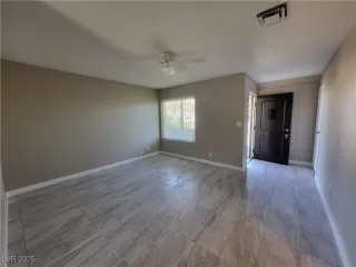 Photo #2: 2738356 Listing 