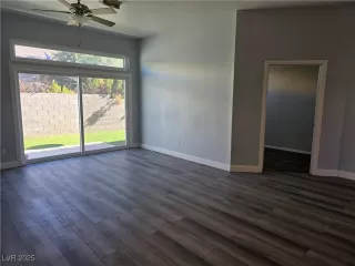 Photo #4: 2738358 Listing 