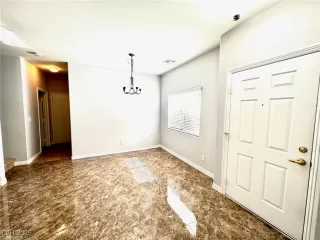 Photo #2: 2738372 Listing 