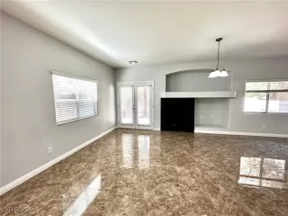 Photo #4: 2738372 Listing 