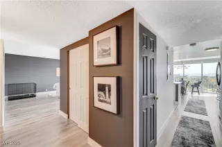 Photo #2: 2738384 Listing 