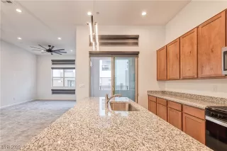 Photo #6: 2738427 Listing 