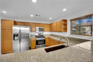 Photo #6: 2738458 Listing 