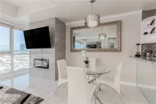 Photo #3: 2738464 Listing