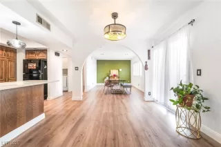 Photo #4: 2738499 Listing 