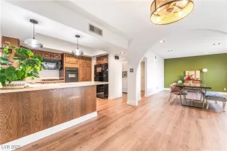 Photo #5: 2738499 Listing 