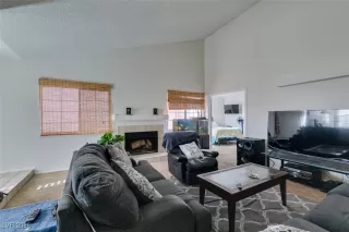 Photo #5: 2738520 Listing