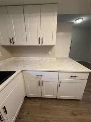 Photo #4: 2738542 Listing 