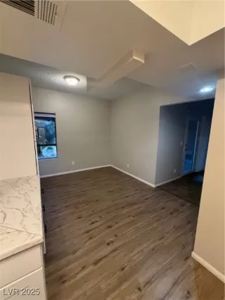 Photo #5: 2738542 Listing 