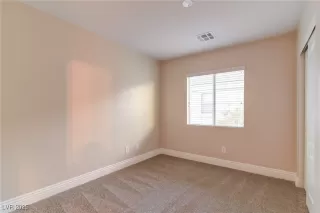 Photo #4: 2738607 Listing 