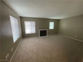 Photo #3: 2738622 Listing 