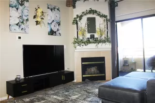 Photo #2: 2738649 Listing