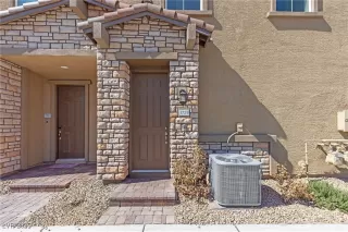 Photo #6: 2738653 Listing