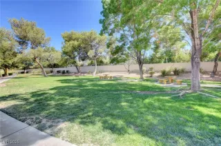 Photo #2: 2738682 Listing 