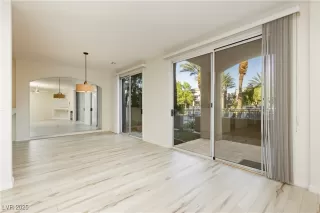 Photo #5: 2738726 Listing 