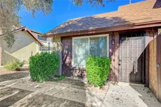 Photo #1: 2738728 Listing 