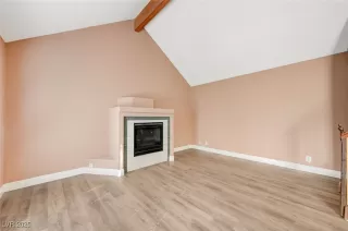 Photo #6: 2738728 Listing 