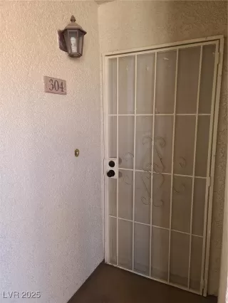 Photo #1: 2738731 Listing 