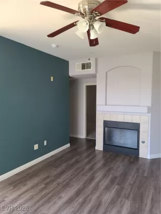 Photo #4: 2738731 Listing 