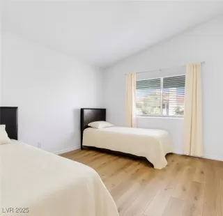 Photo #4: 2738732 Listing 