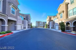 Photo #1: 2738772 Listing 