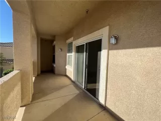 Photo #2: 2738772 Listing 