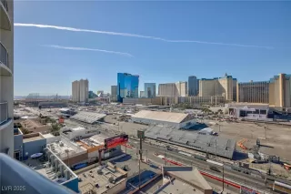 Photo #3: 2738812 Listing 