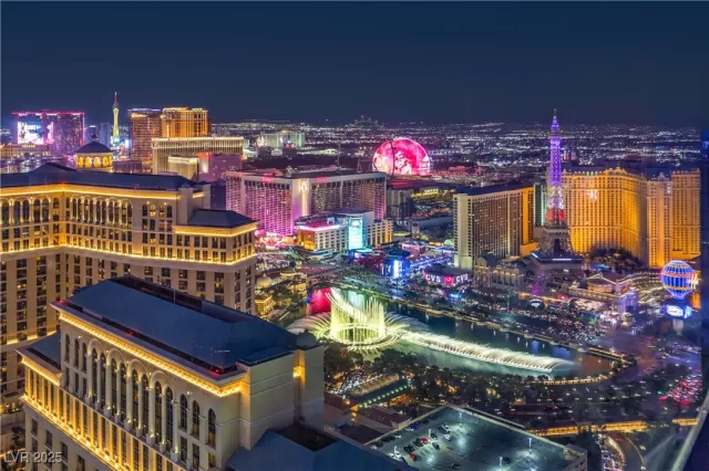 MLS: 2738842 Condo For Sale