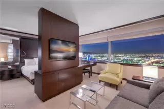 Photo #5: 2738842 Listing