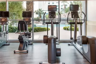 Photo #3: 2738904 Listing 