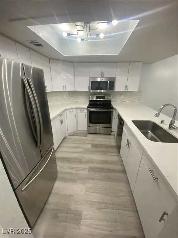 MLS: 2738913 Condo For Sale