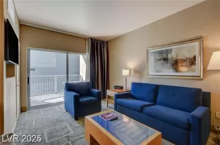 Photo #5: 2738916 Listing 