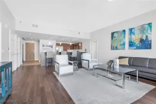 Photo #6: 2738922 Listing