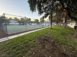 Photo #5: 2738926 Listing 