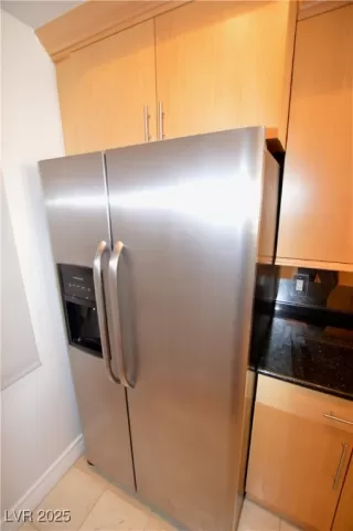 Photo #3: 2738962 Listing 