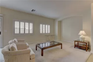 Photo #3: 2739037 Listing 