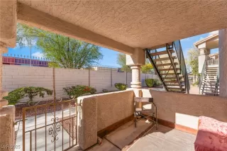 Photo #3: 2739088 Listing