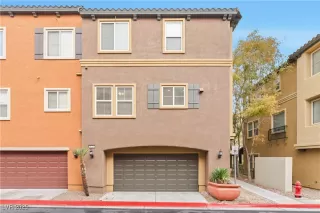 Photo #2: 2739109 Listing 