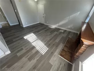 Photo #2: 2739110 Listing 