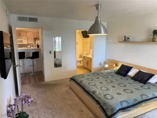 Photo #2: 2739115 Listing 