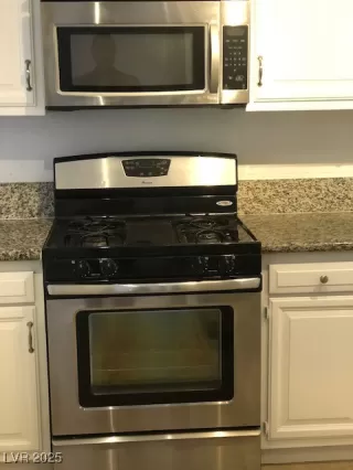 Photo #3: 2739172 Listing 