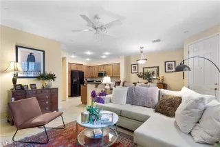 Photo #2: 2739231 Listing