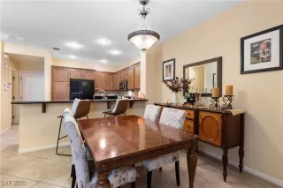 Photo #4: 2739231 Listing