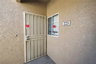 Photo #3: 2739255 Listing 